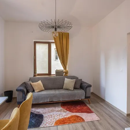 Linden House Flat Апартаменты Варна