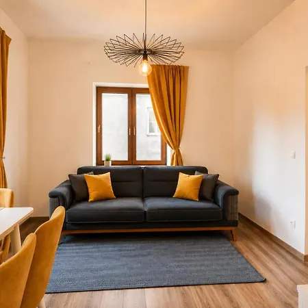 Daire Linden House Flat *