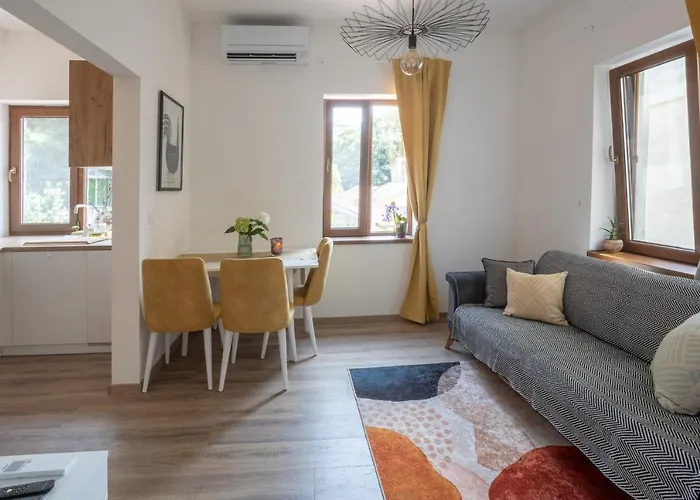 Апартаменты Linden House Flat *