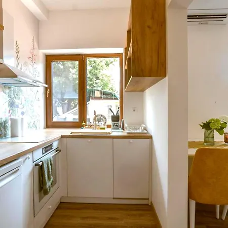 Linden House Flat